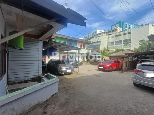 image RUMAH TINGGAL DAN KOST TENGAH KOTA (1)