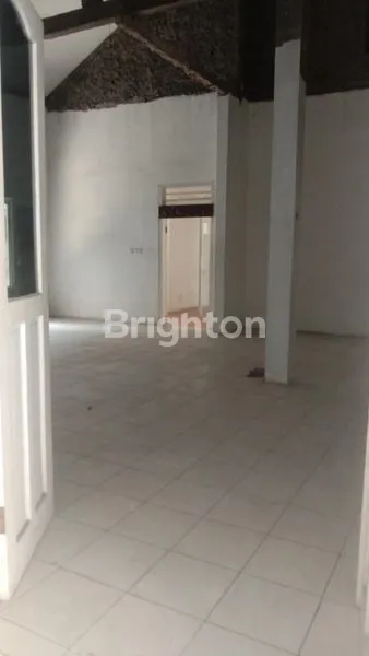 image RUMAH UNTUK USAHA DI RAYA PAMULARSIH  (2)