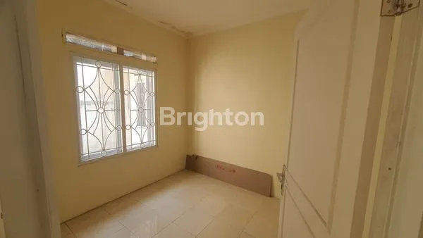 image DI JUAL RUMAH LUAS DI PAMOYANAN, 8 MENIT KE STASIUN BATUTULIS, RSUD KOTA BOGOR 10 MENIT, 15 MENIT KE RUMAH SAKIT PMI BOGOR, 10 MENIT KE LIPPO PLAZA EKALOKASARI, 15 MENIT KE BOTANI SQUARE, 15 MENIT KE BTM MALL (2)