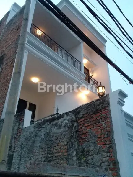 image RUMAH MEWAH DI SEWA/JUAL KEBON JERUK (6)