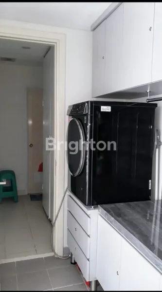 image APARTEMEN RAINBOW SPRINGS CONDOVILLAS (2)