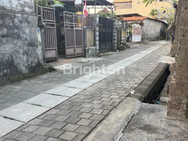 image DIJUAL RUMAH LUAS 1 LANTAI DI KEROBOKAN KAJA, BADUNG (7)