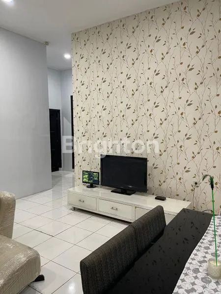 image RUMAH BESAR AMAN DAN NYAMAN UNTUK ANDA (3)