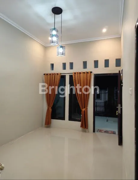 image RUMAH MURAH MERIAH MASIH GRESS BARU RENOVASI AKSES DEKAT PINTU TOL SENTUL CITY (5)