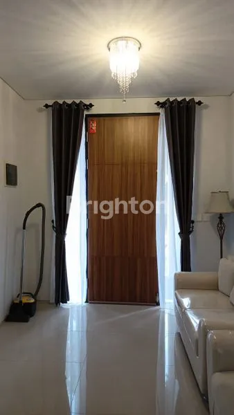 image DIJUAL RUMAH ISTIMEWA NORTHWEST PARK CITRALAND SURABAYA (1)