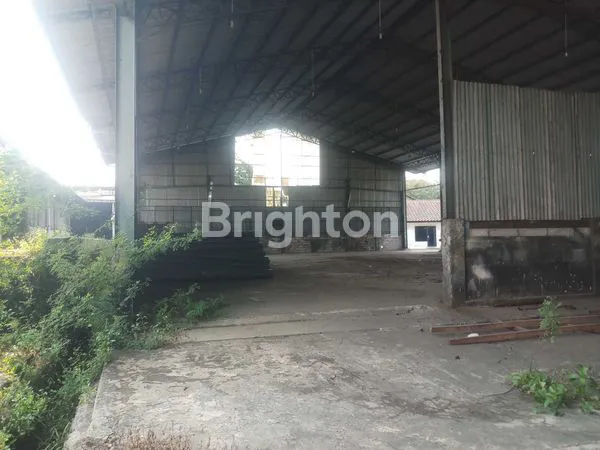 image TANAH 7.087 M2  DAN BANGUNAN GUDANG 700 M2 BEKAS PABRIK KAROSERI TRUK - TAMBUN - BEKASI REGENCY (4)