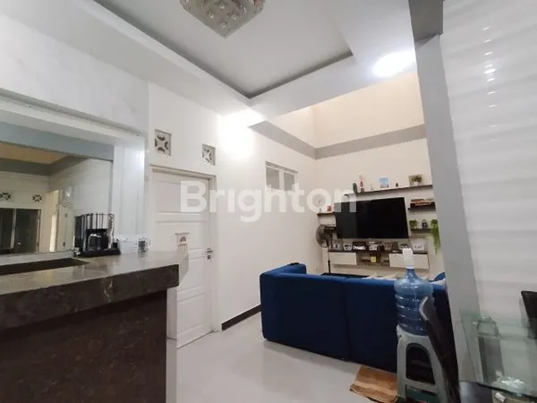 image RUMAH MEWAH 2 LANTAI VILLA ANGGREK MAS - 200M2 BEBAS BANJIR (6)