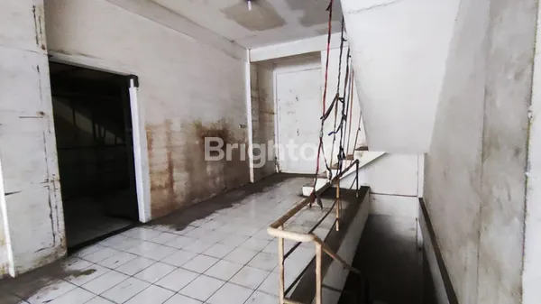 image RUKO NIAGA GANDENG 5 DI CIBODAS TANGERANG (8)