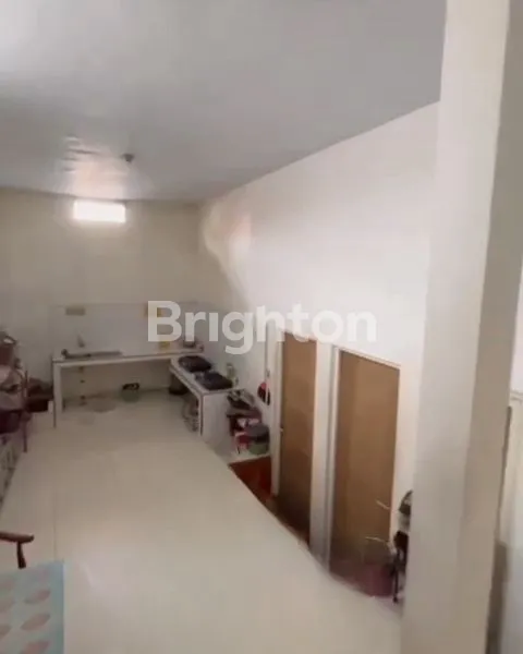image DIJUAL RUMAH KOST FULL PENGHUNI – 10 KAMAR, LOKASI STRATEGIS, SIAP INVESTASI (6)
