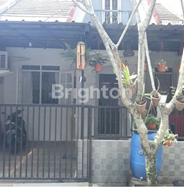 image RUMAH MINIMALIS 2KM DI VENESIA SENTUL CITY (1)