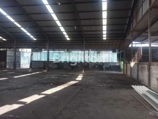 image TANAH 7.087 M2  DAN BANGUNAN GUDANG 700 M2 BEKAS PABRIK KAROSERI TRUK - TAMBUN - BEKASI REGENCY (3)