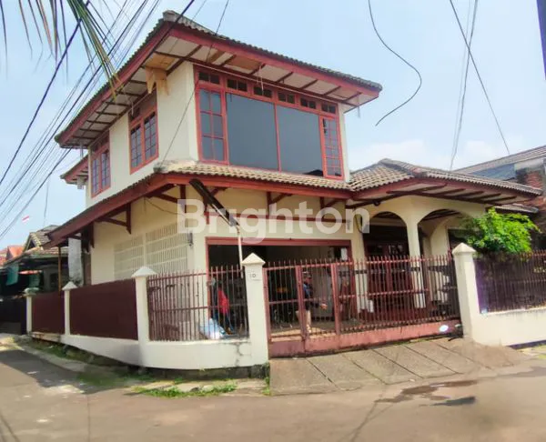 image RUMAH SIAP HUNI 2 LANTAI, SHM DI PONDOK PUCUNG (1)