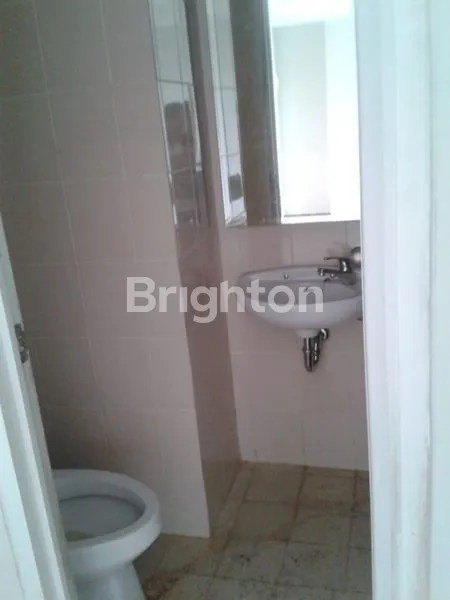 image APARTEMEN KOSONGAN UNFURNISH GADING GREENHILL KELAPA GADING (8)