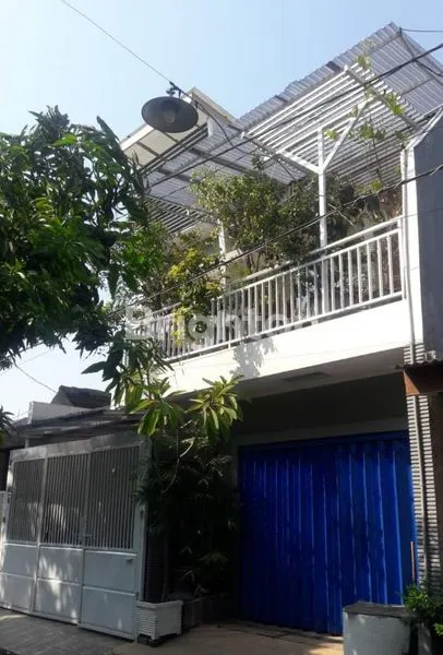 image RUMAH 2½ LANTAI DI SUKODONO (8)