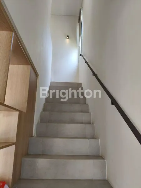 image RUMAH BARU+RAPI DI BSD, BANGUNAN 2 LANTAI. TURUN HARGA 2.450M -> 2.350M. -> 2.250M MASIH NEGO (6)