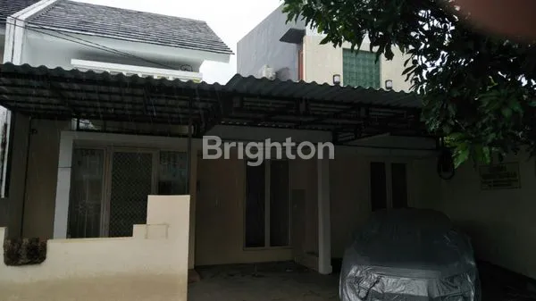 image RUMAH ONE GATE DI GUNUNGANYAR (2)