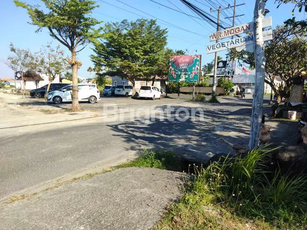 image DISEWAKAN RUMAH LANTAI DUA, DALAM PERUMAHAN LOKASI SANGAT STRATEGIS (4)