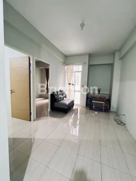 image APARTEMENT BALE HINGGIL 2BR TOWER A, VIEW LANGSUNG KOLAM RENANG, SEMI FURNISHED, SURABAYA TIMUR (2)