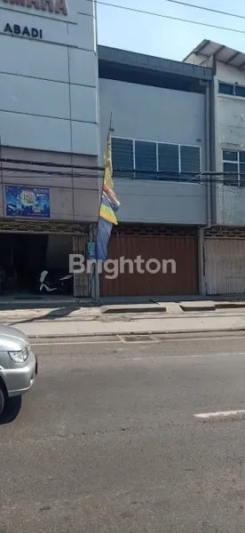 image RUKO 3 LANTAI BERSIH, TERAWAT, SIAP HUNI DI KUSUMA BANGSA SURABAYA (1)