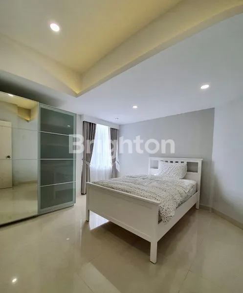 image APARTEMENT CONDOMINIUM TAMAN  ANGGREK FULL FURNISHED (5)