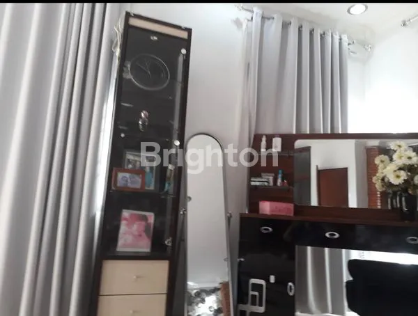 image RUMAH MEWAH 2 LANTAI FULL FURNISH DI BUMI NIRWANA CITY (4)