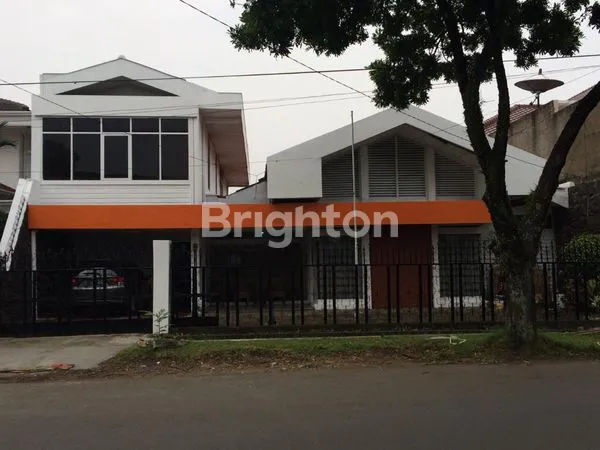 image RUMAH LUAS TANAH 416M2 BANGUNAN 330 M2 (2)