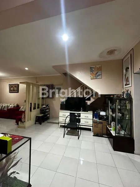 image RUMAH 2 LANTAI SIAP HUNI DI LENTENG AGUNG JAKARTA SELATAN (2)