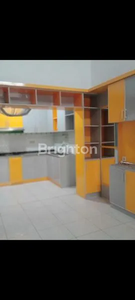 image RUMAH CANTIK STRATEGIS AREA BINTARO TANGERANG (8)