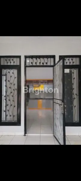 image RUMAH CANTIK STRATEGIS AREA BINTARO TANGERANG (3)