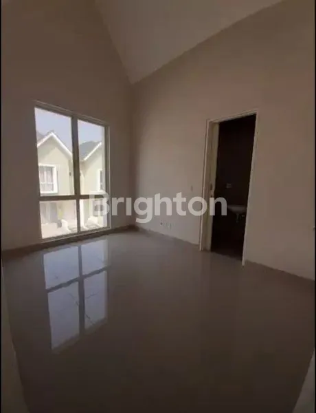 image RUMAH 2 LANTAI CLUSTER LENGGANA BANARA SERPONG HARGA DIBAWAH PASARAN (4)