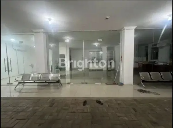 image RUKO 3,5 LT SANGAT STRATEGIS PINGGIR JALAN PROPINSI DI DEPOK. (2)