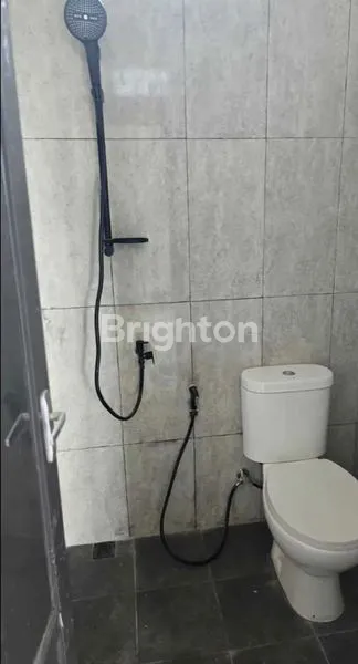 image RUMAH 2 LANTAI SIAP HUNI DI GRAHA INDAH KILO 5, SHM, KPR READY (5)