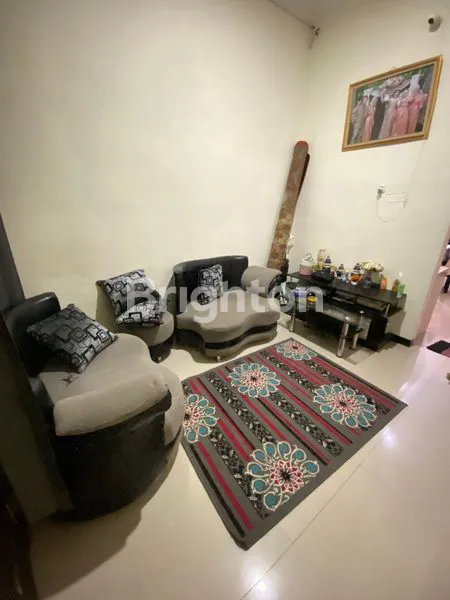 image RUMAH 2 LANTAI SIAP HUNI DI GRAND ARUMBA, DEKAT KAMPUS UB (2)