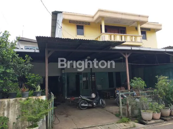 image RUMAH KLASIK STRATEGIS DEKAT UPGRIS & DR. CIPTO SEMARANG (1)