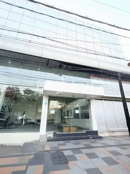 RUKO EX SHOWROOM DI BUBUTAN DENGAN KUAS 270M LOKASI PREMIUM DI PUSAT KOTA