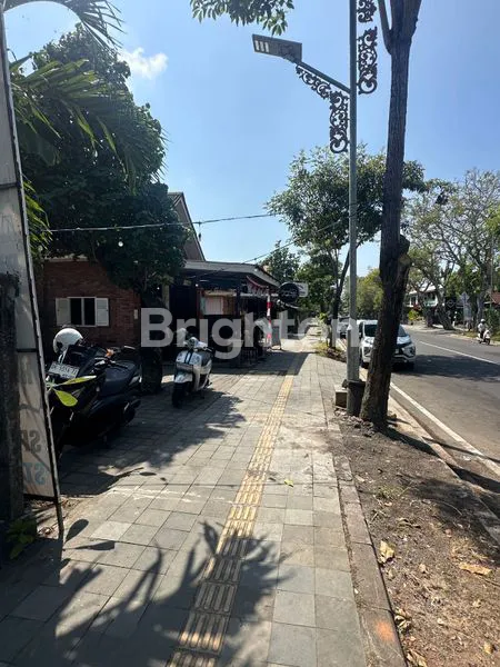 image TANAH PREMIUM 800M² DI SILIGITA NUSA DUA - LOKASI STRATEGIS (5)