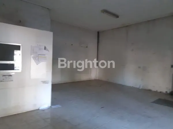 image GUDANG SIAP PAKAI RAYA KALIRUNGKUT  (8)