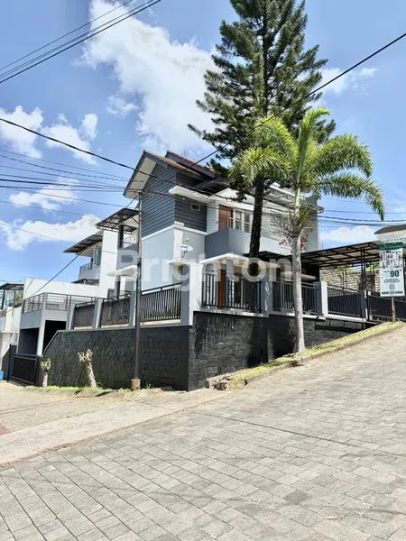 image DIJUAL RUMAH SEJUK DENGAN VIEW KOTA BANDUNG  (1)