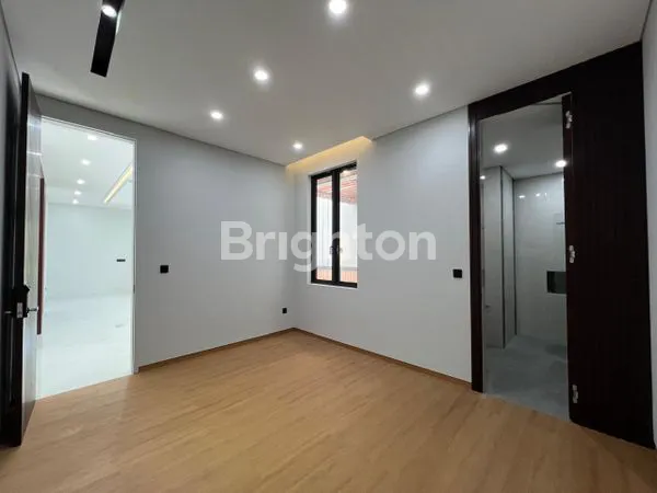 image NEW LUXORIOUS BARUK SELANGKAH KE RAYA MERR (6)