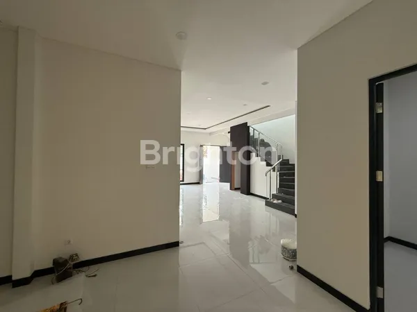 image RUMAH MULYOSARI UTARA DEKAT PAKUWON CITY, KERTAJAYA, ITS, MERR (2)