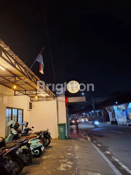 image JUAL CEPAT CAFE DAN RUMAH KONTRAKAN STRATEGIS DI JANTUNG KOTA TANGERANG (1)