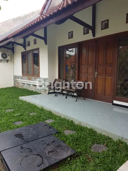 image RUMAH 2LT SIAP HUNI MEDOKAN SELANGKAH MERR RUNGKUT UPN (1)