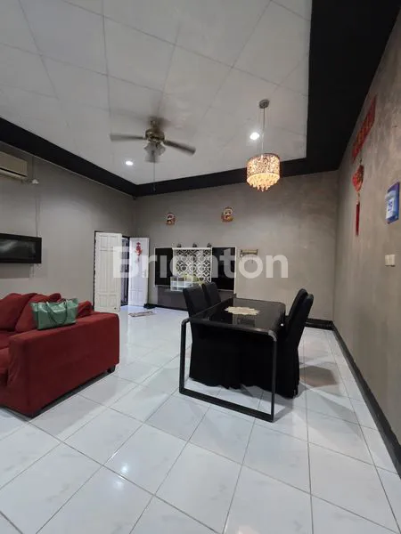 image RUMAH PUSAT KOTA FULL FURNISH 4 KAMAR (3)