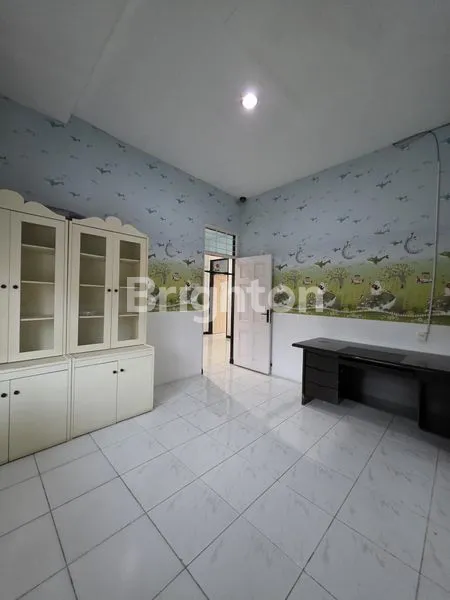 image RUMAH PUSAT KOTA FULL FURNISH 4 KAMAR (7)