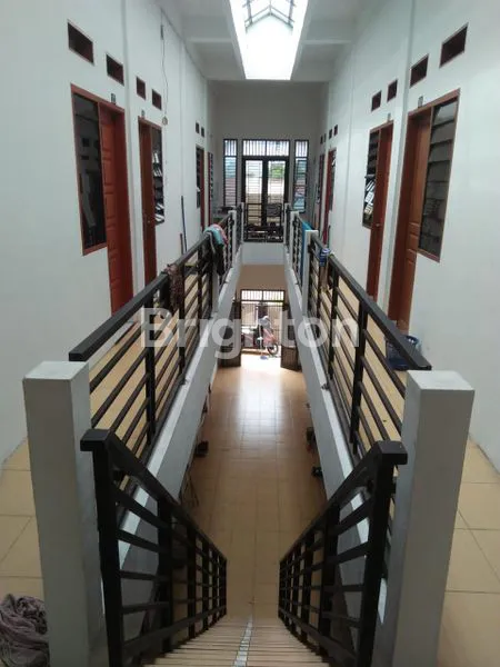 image RUMAH KOS 3 LANTAI TERAWAT DAN STRATEGIS   (2)