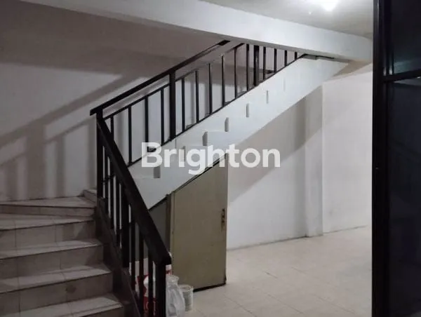 image RUKO 2 LANTAI SIAP PAKAI NOL JALAN RAYA MULYOSARI (6)