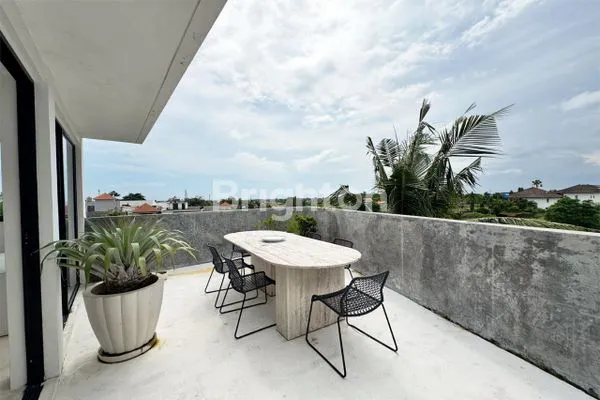 image EXCLUSIVE YEARLY RENTAL/ LONG TERM LEASE – MODERN 3-BEDROOM VILLA IN BABAKAN, CANGGU (6)