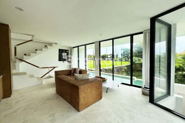 image EXCLUSIVE YEARLY RENTAL/ LONG TERM LEASE – MODERN 3-BEDROOM VILLA IN BABAKAN, CANGGU (8)