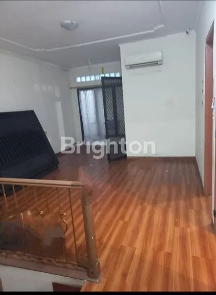 image RUMAH 2 LANTAI DI PERMATA BUANA, JAKARTA BARAT (7)