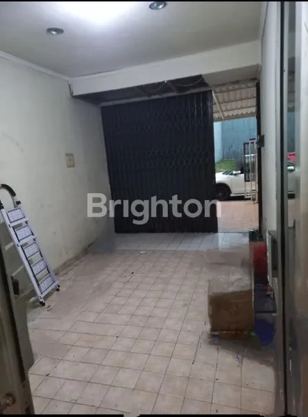 image RUMAH 2 LANTAI DI PERMATA BUANA, JAKARTA BARAT (1)